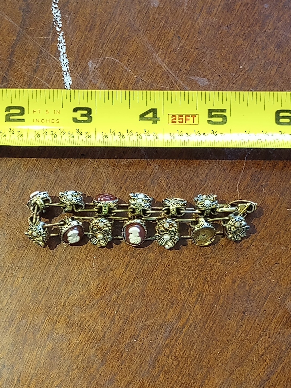 Antique Gold Floral Cameo-Link Bracelet with Red and Cream Accents - Picture 4 of 4